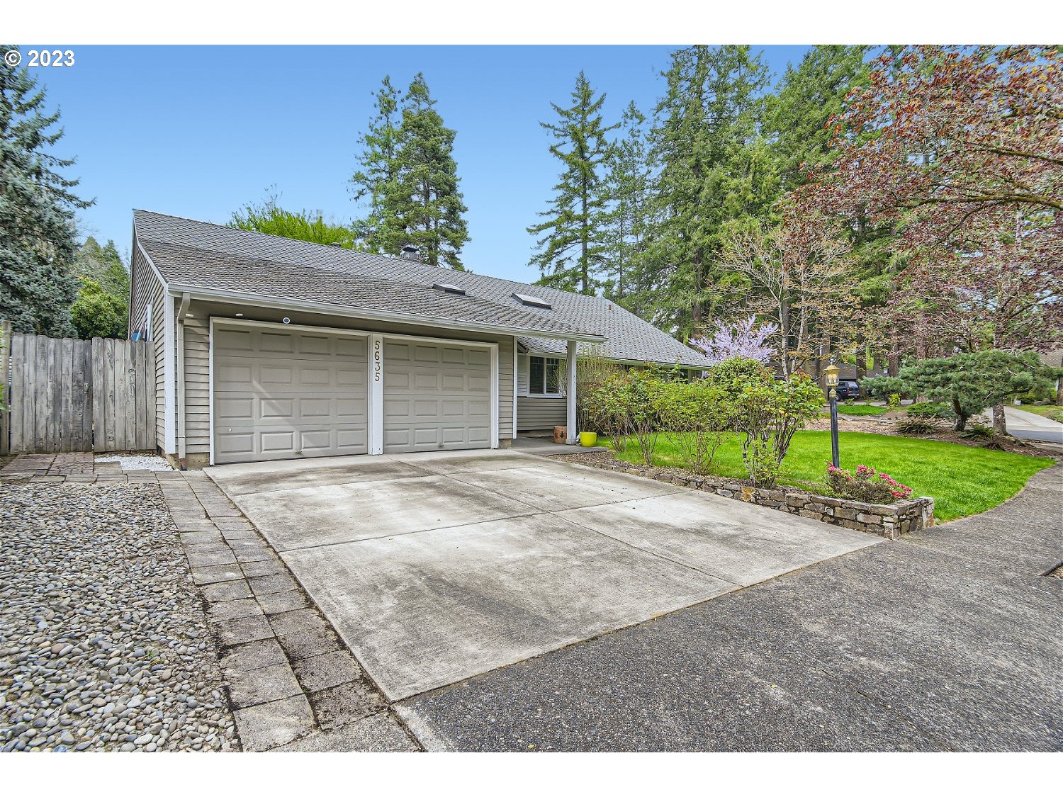 5635 Southwest Glenbrook Road Beaverton, OR 97007 - Photo 2 of 30 Gallery Image 2