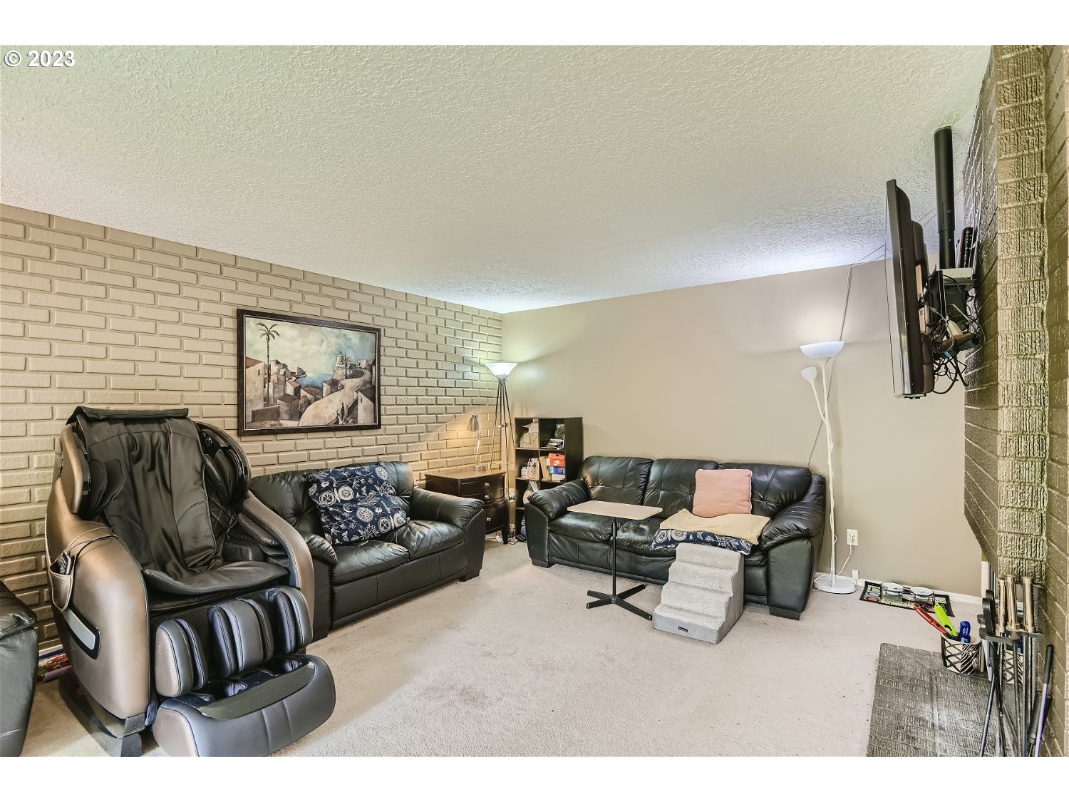 5635 Southwest Glenbrook Road Beaverton, OR 97007 - Photo 9 of 30 Gallery Image 9