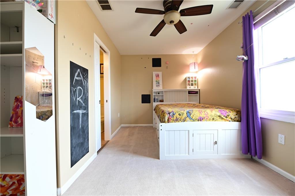 3111 Woodland Road Ambridge, PA 15003 - Photo 8 of 19 Gallery Image 8