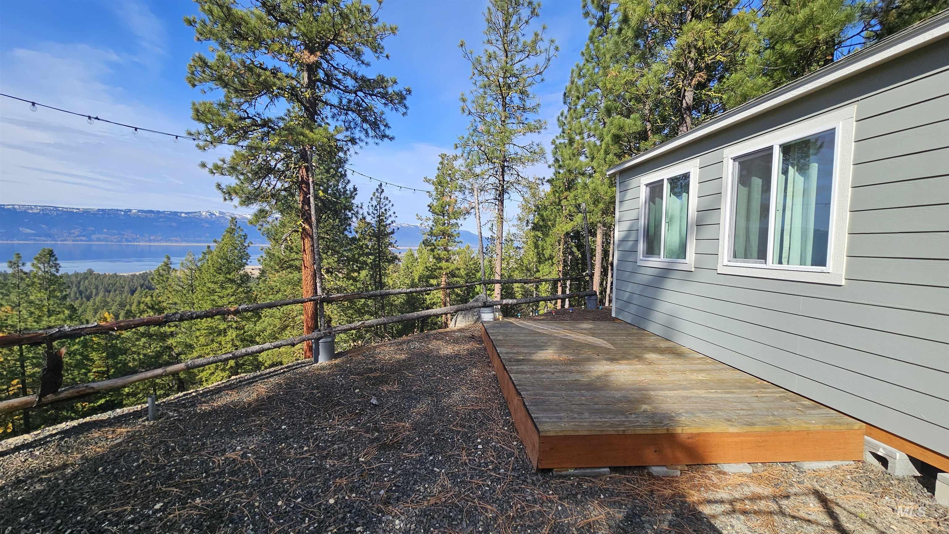 1618 Crown Point Parkway Cascade, ID 83611 - Photo 18 of 47