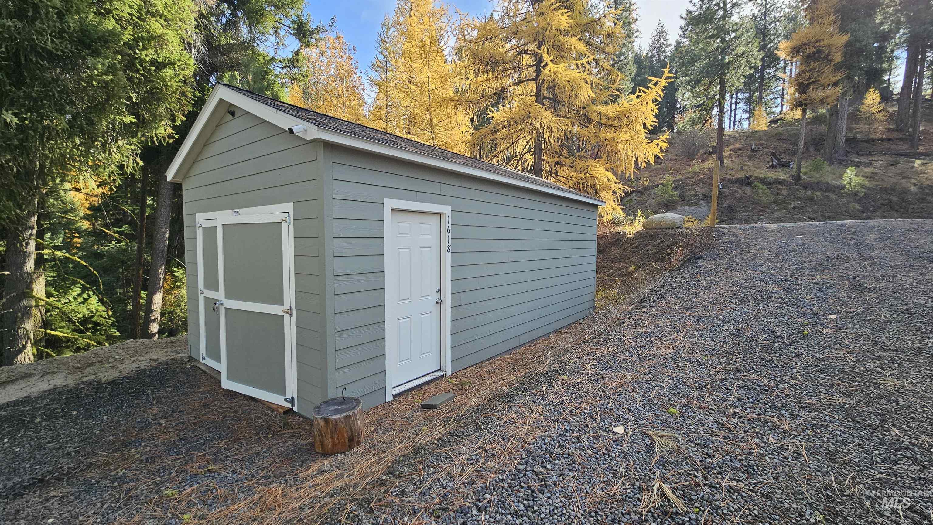 1618 Crown Point Parkway Cascade, ID 83611 - Photo 29 of 47