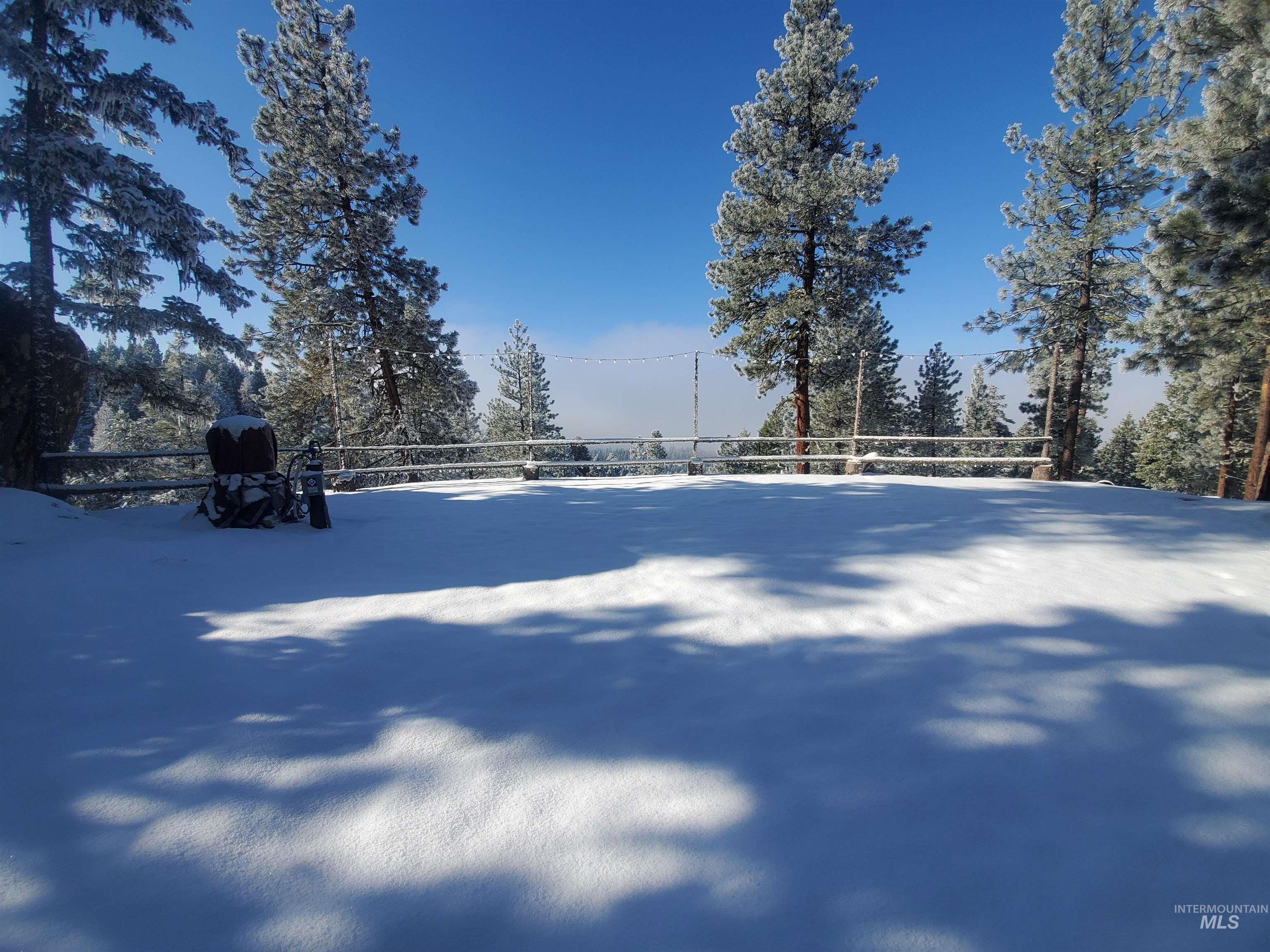 1618 Crown Point Parkway Cascade, ID 83611 - Photo 7 of 47