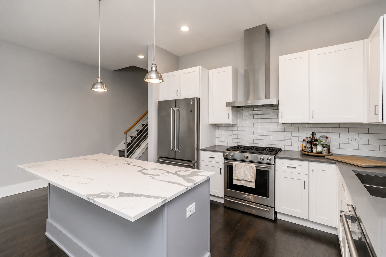 2018 South Loomis Street, Unit 3 Chicago, IL 60608 - Photo 7 of 20