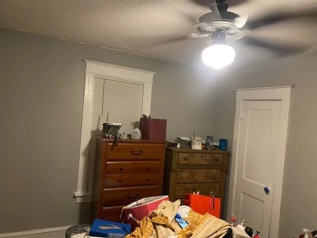 $90,000 | 6727 Agnes Avenue, Kansas City, MO 64132