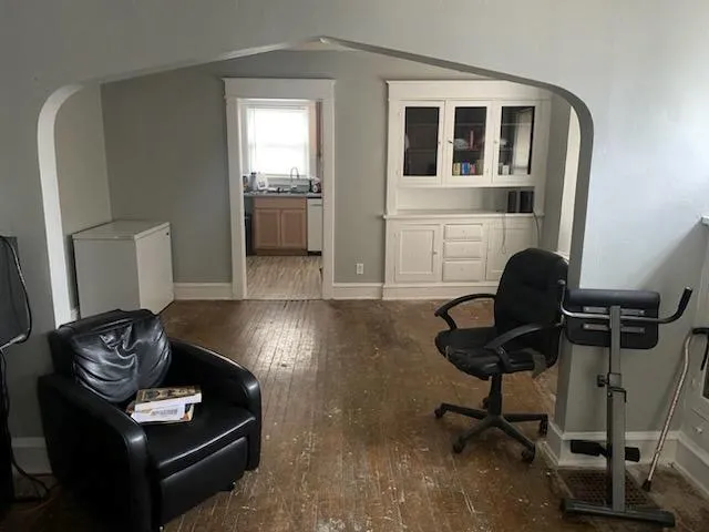 $90,000 | 6727 Agnes Avenue, Kansas City, MO 64132