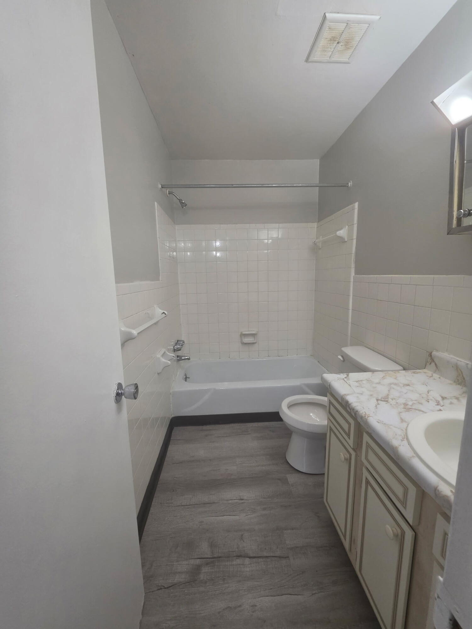 729 Townside Road Southwest, Unit 34 Roanoke, VA 24014 - Photo 6 of 12 5717446532743828972