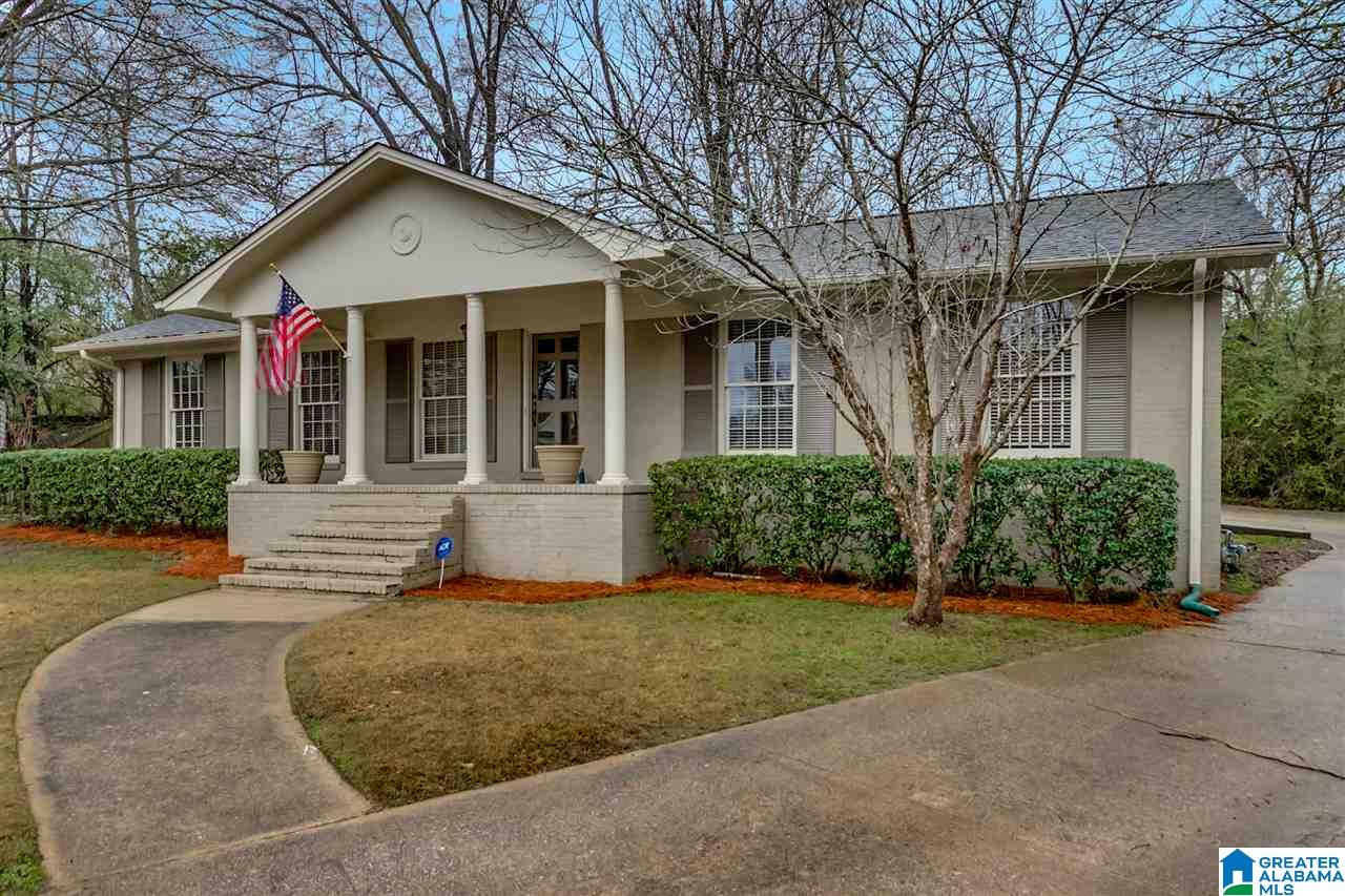 4372 MountainDale Road Birmingham, AL 35213 - Photo 3 of 27
