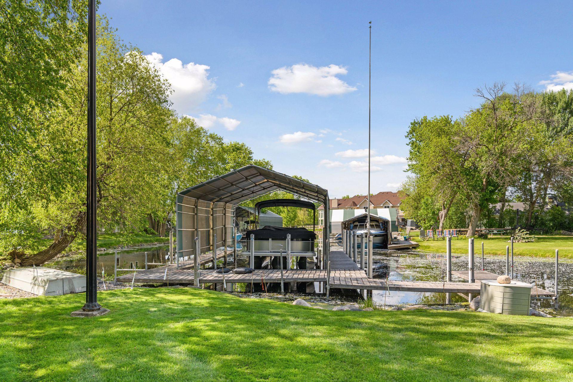 3806 Sunset Drive Spring Park, MN 55384 - Photo 3 of 23