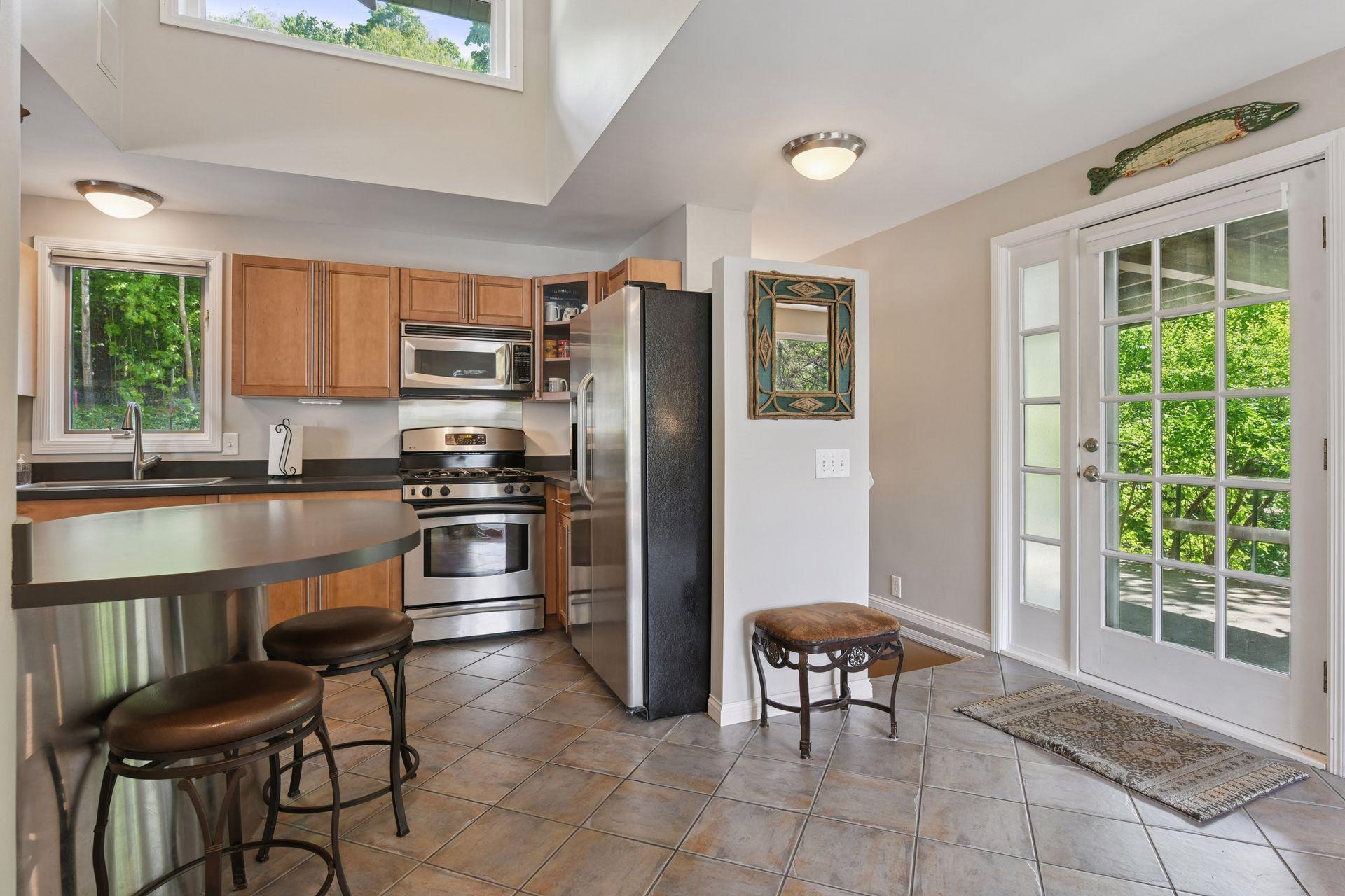 3806 Sunset Drive Spring Park, MN 55384 - Photo 8 of 23