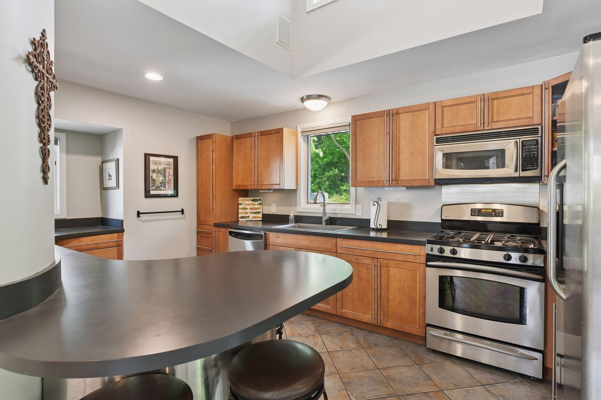 3806 Sunset Drive Spring Park, MN 55384 - Photo 10 of 23