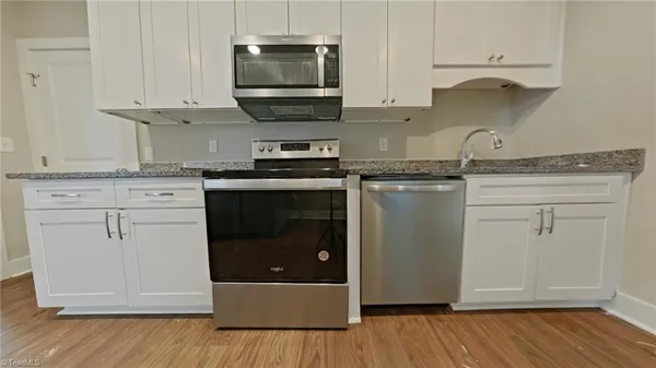 $1,225 | 34 East 4th Street, Lexington, NC 27292