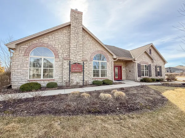 $585,000 | 15330 Huff Way, Brookfield, WI 53005