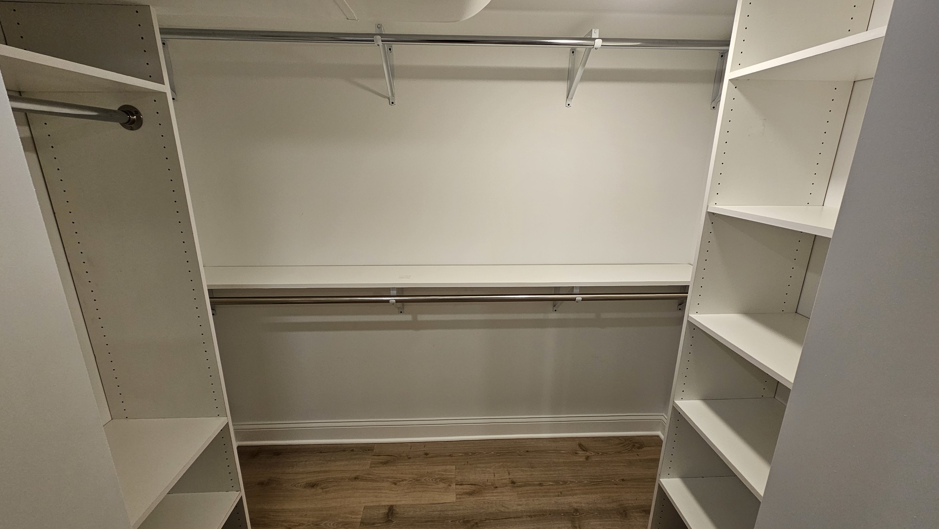 4533 North Keystone Avenue Chicago, IL 60630 - Photo 19 of 26