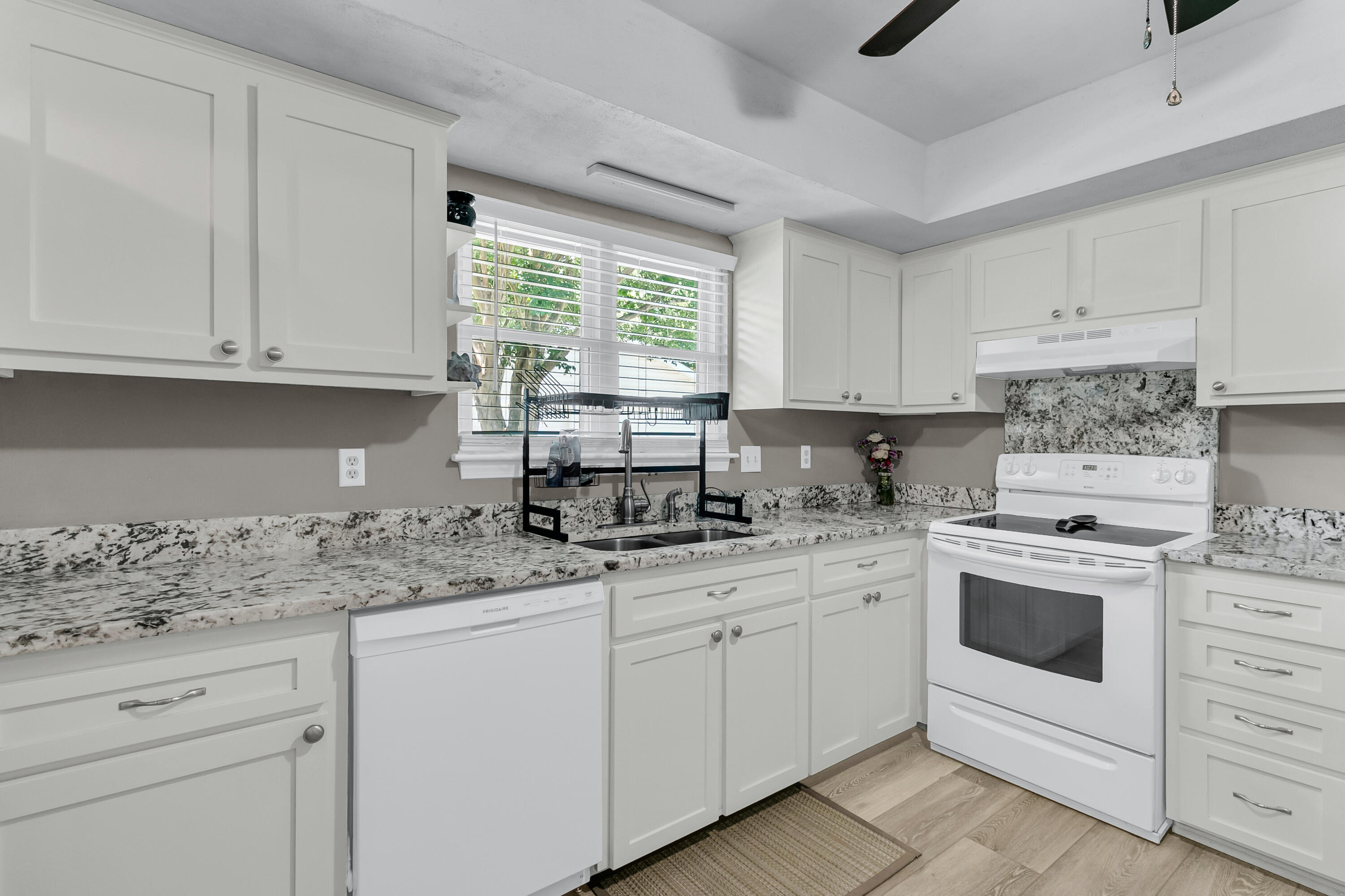 1009 Mountain Pine Road Moncks Corner, SC 29461 - Photo 11 of 25 CREM - 1009 Mountain Pine Rd-19