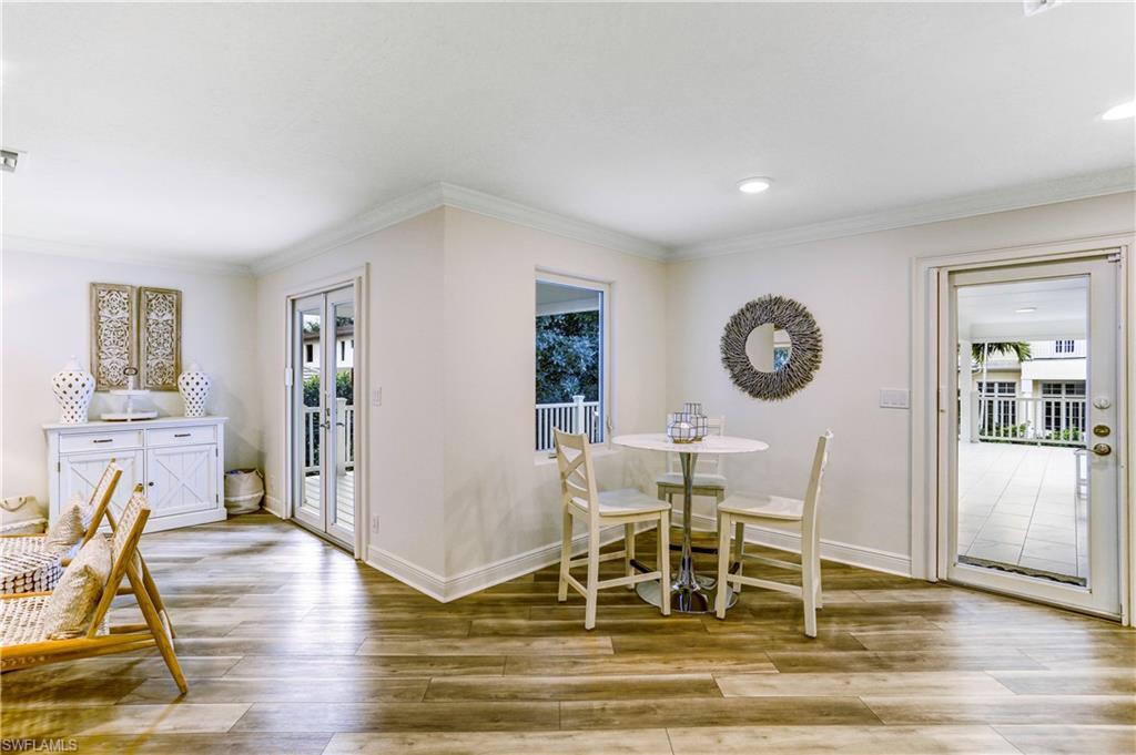 370 6th Avenue South Naples, FL 34102 - Photo 12 of 50