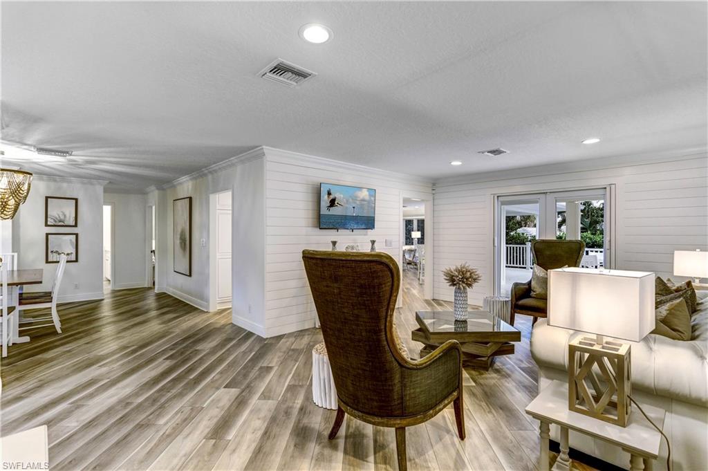 370 6th Avenue South Naples, FL 34102 - Photo 16 of 50