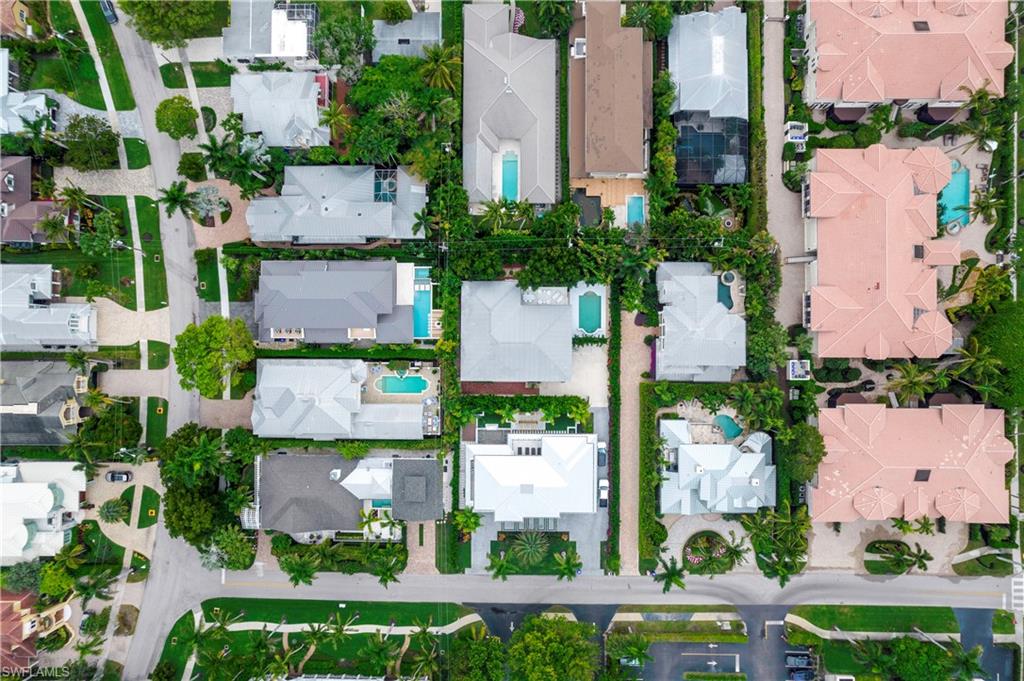 370 6th Avenue South Naples, FL 34102 - Photo 45 of 50