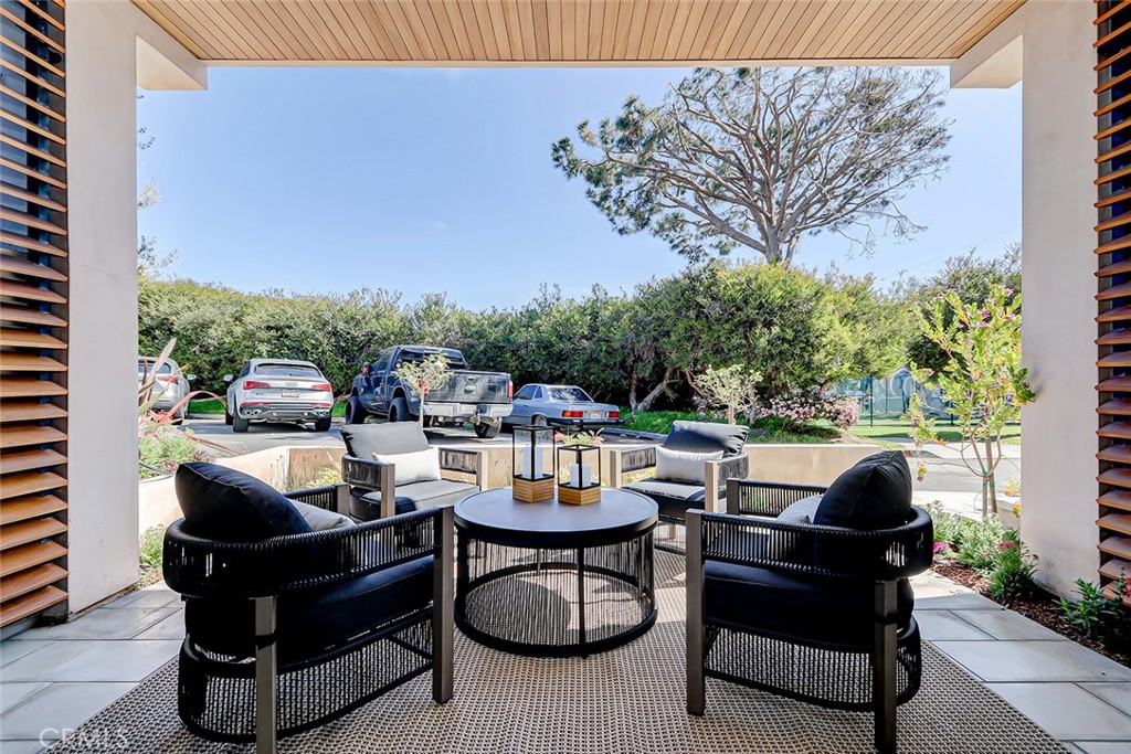 425 26th Street Manhattan Beach, CA 90266 - Photo 2 of 55 a outdoor living space with furniture and a potted plant