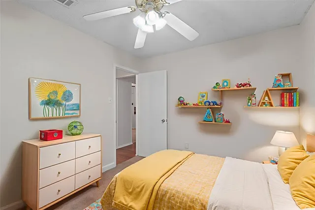 $2,200 | 1304 Bradley Court, Cleburne, TX 76033