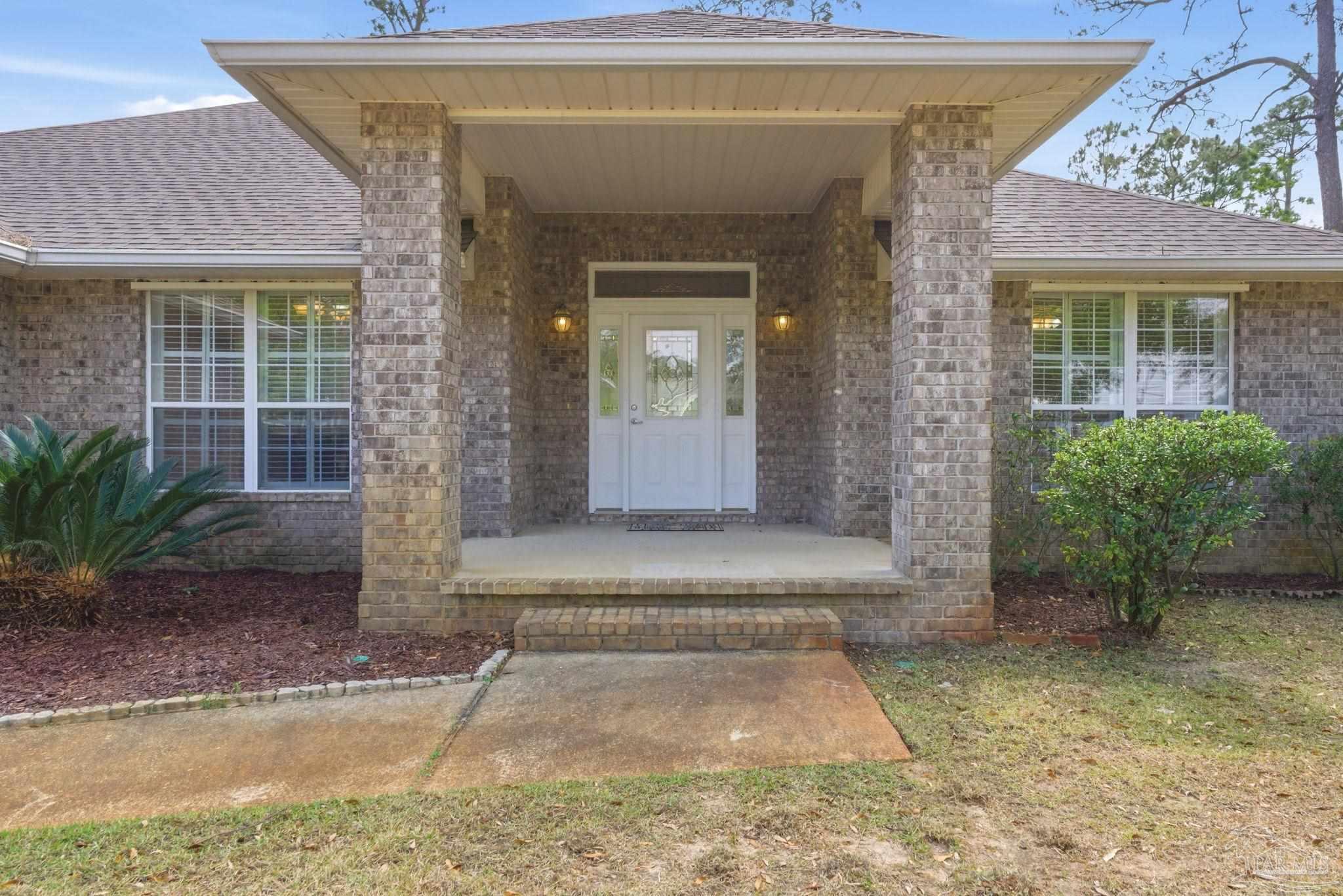5467 North Shore Road Pensacola, FL 32507 - Photo 6 of 60