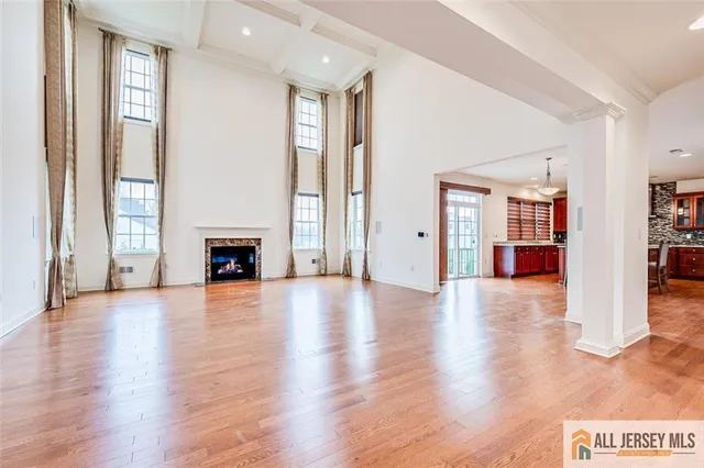 $6,000 | 6 Condor Court, Monmouth Junction, NJ 08852