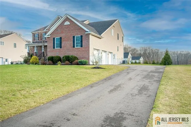 $6,000 | 6 Condor Court, Monmouth Junction, NJ 08852