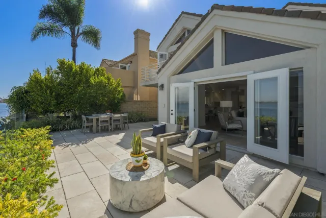 $3,895,000 | 55 Spinnaker Way, Coronado, CA 92118