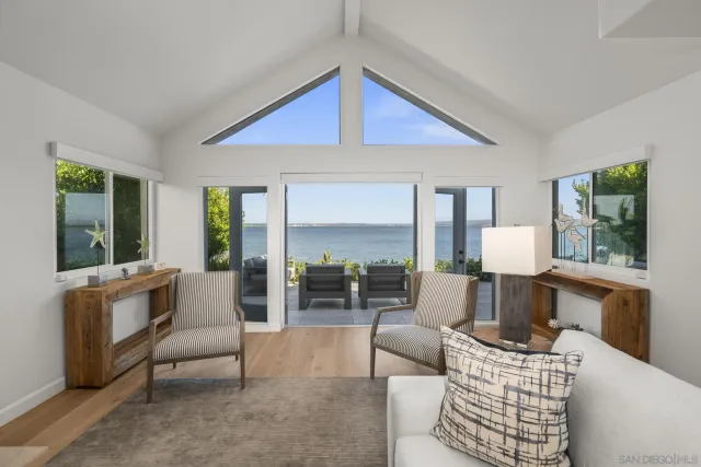 $3,895,000 | 55 Spinnaker Way, Coronado, CA 92118