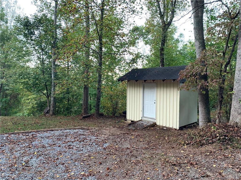 305 Long Branch Road Swannanoa, NC 28778 - Photo 3 of 20 Gallery Image 3