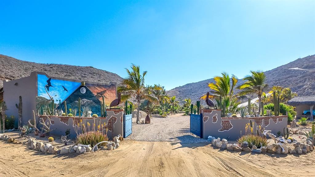 1 Arriba De Lane Roca, OUTSIDE OF THE US 99999 - Photo 2 of 40 a view of outdoor space and yard
