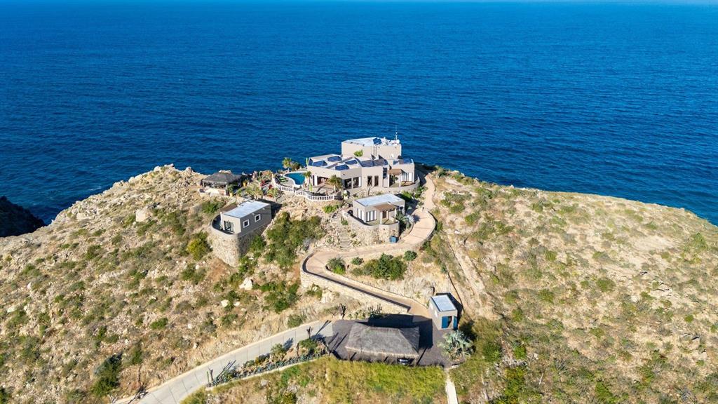 1 Arriba De Lane Roca, OUTSIDE OF THE US 99999 - Photo 27 of 40 a view of water heater room