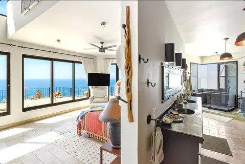 $3,599,000 | 1 Arriba De Lane, Roca, OUTSIDE OF THE US 99999