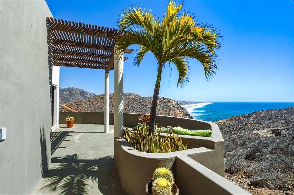 1 Arriba De Lane Roca, OUTSIDE OF THE US 99999 - Photo 35 of 40 a view of balcony and patio