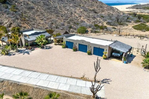 $3,599,000 | 1 Arriba De Lane, Roca, OUTSIDE OF THE US 99999