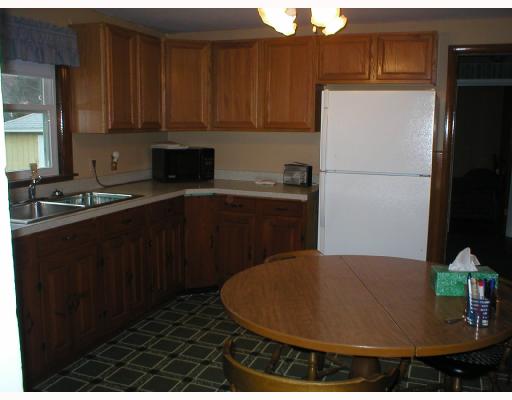 247 Ocean Road Narragansett, RI 02882 - Photo 3 of 7 Kitchen.