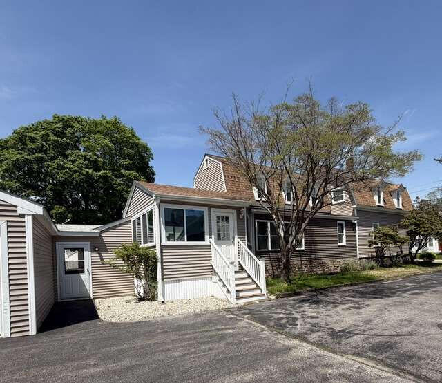 131 Beach Street Saco, ME 04072 - Photo 3 of 37 Cotsis.3