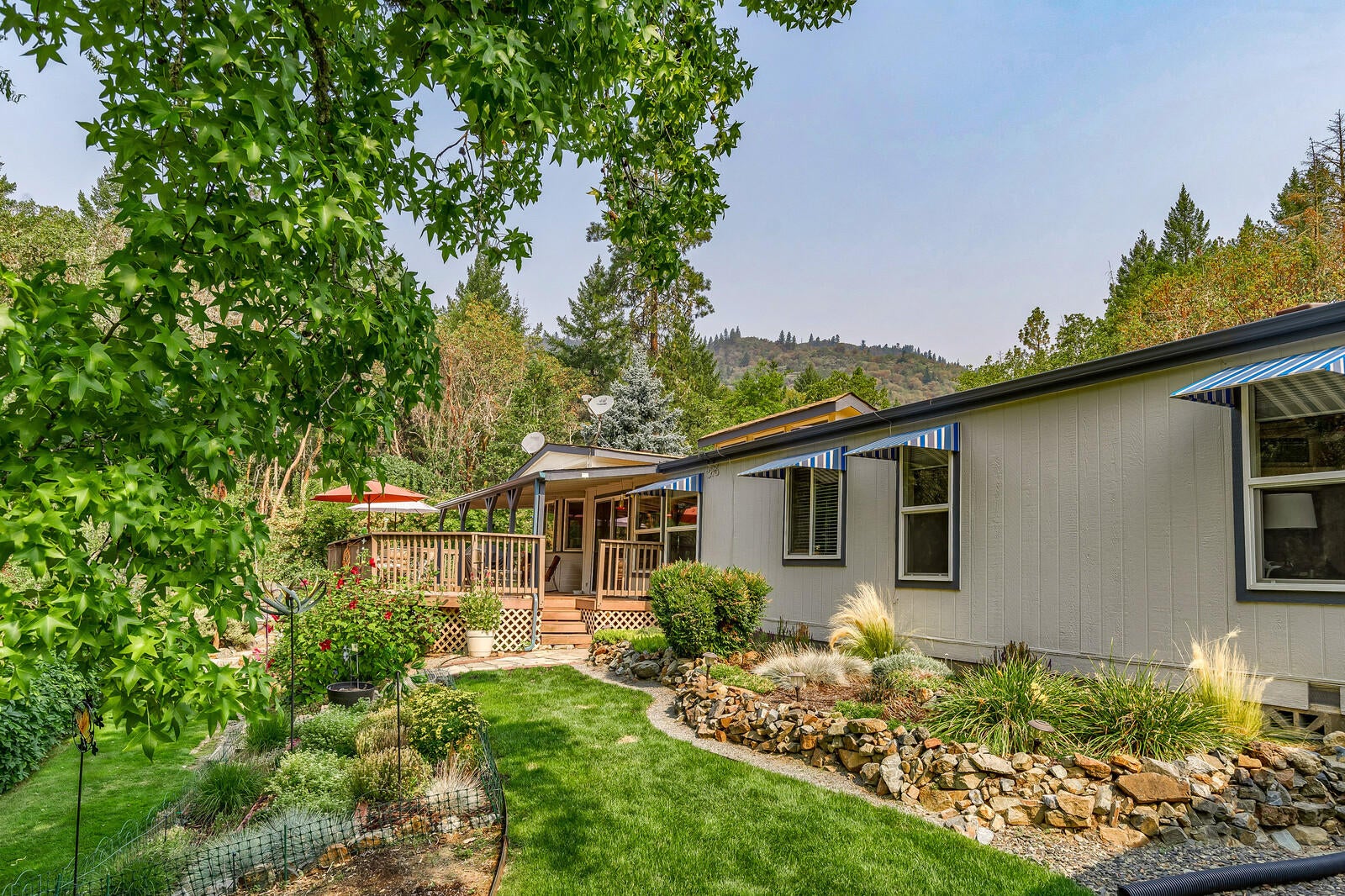 258 Jesinghaus Road Grants Pass, OR 97527 - Photo 33 of 50 43