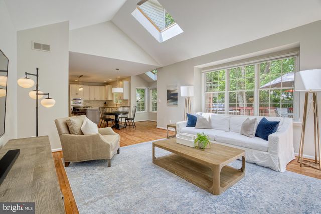 $1,266,000 | 1314 Gatesmeadow Way, Reston, VA 20194