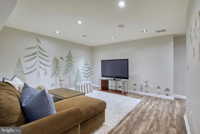 $1,266,000 | 1314 Gatesmeadow Way, Reston, VA 20194