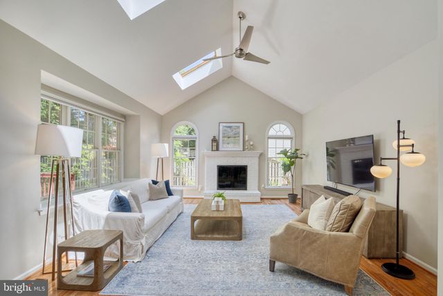 $1,266,000 | 1314 Gatesmeadow Way, Reston, VA 20194