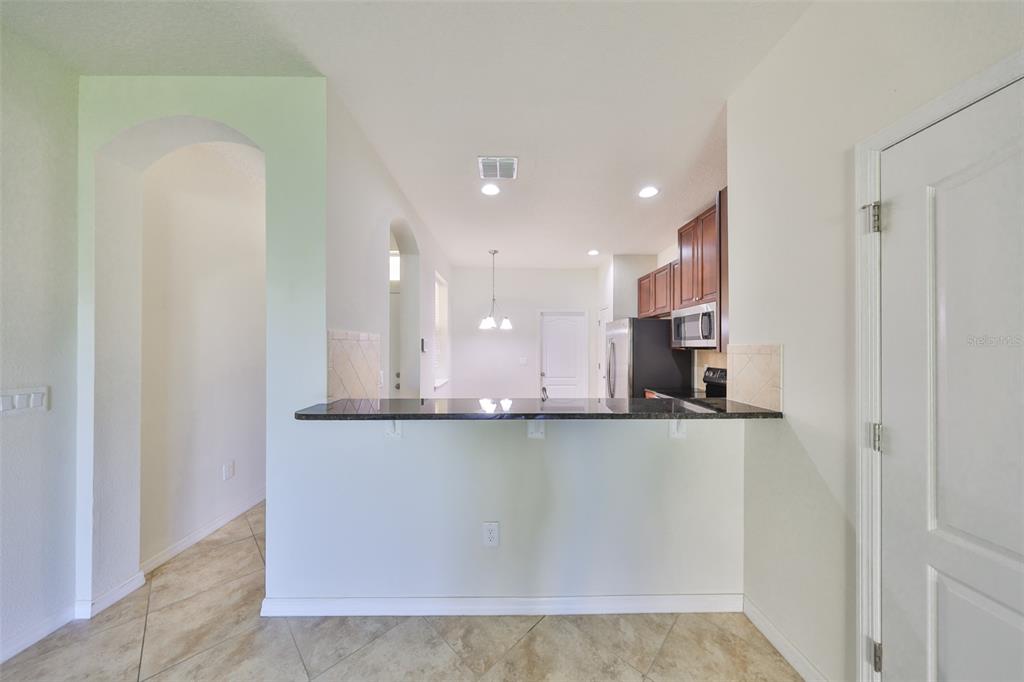 2138 Broadway View Avenue Brandon, FL 33510 - Photo 13 of 37