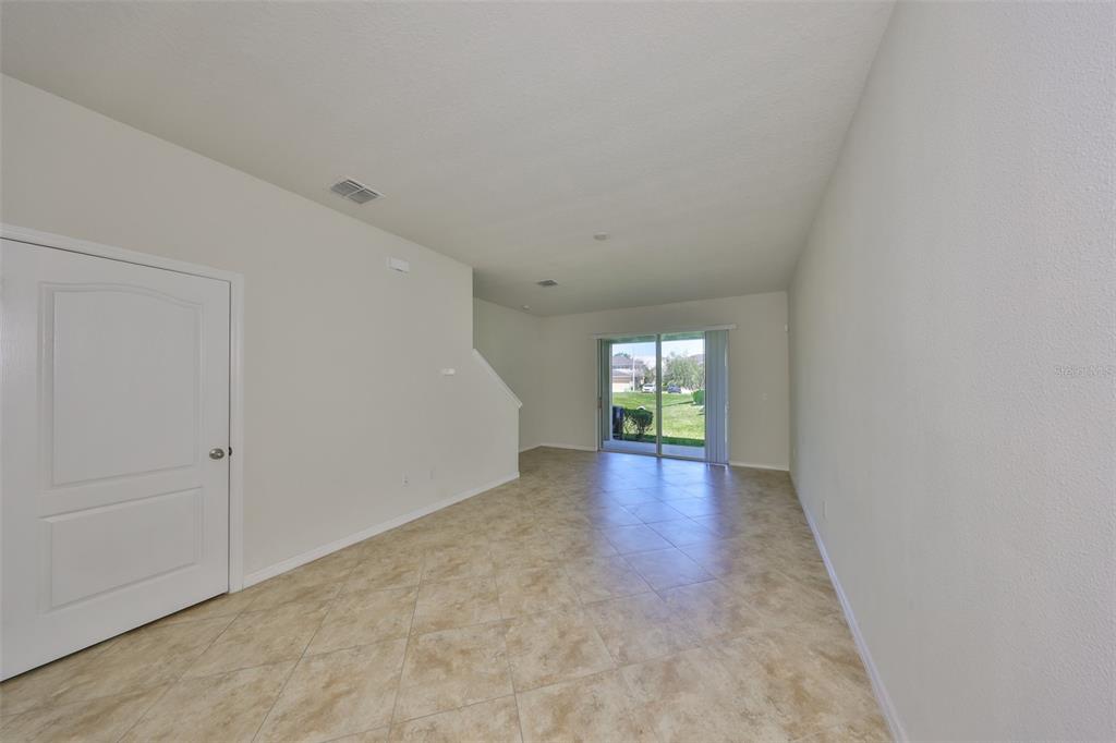 2138 Broadway View Avenue Brandon, FL 33510 - Photo 8 of 37