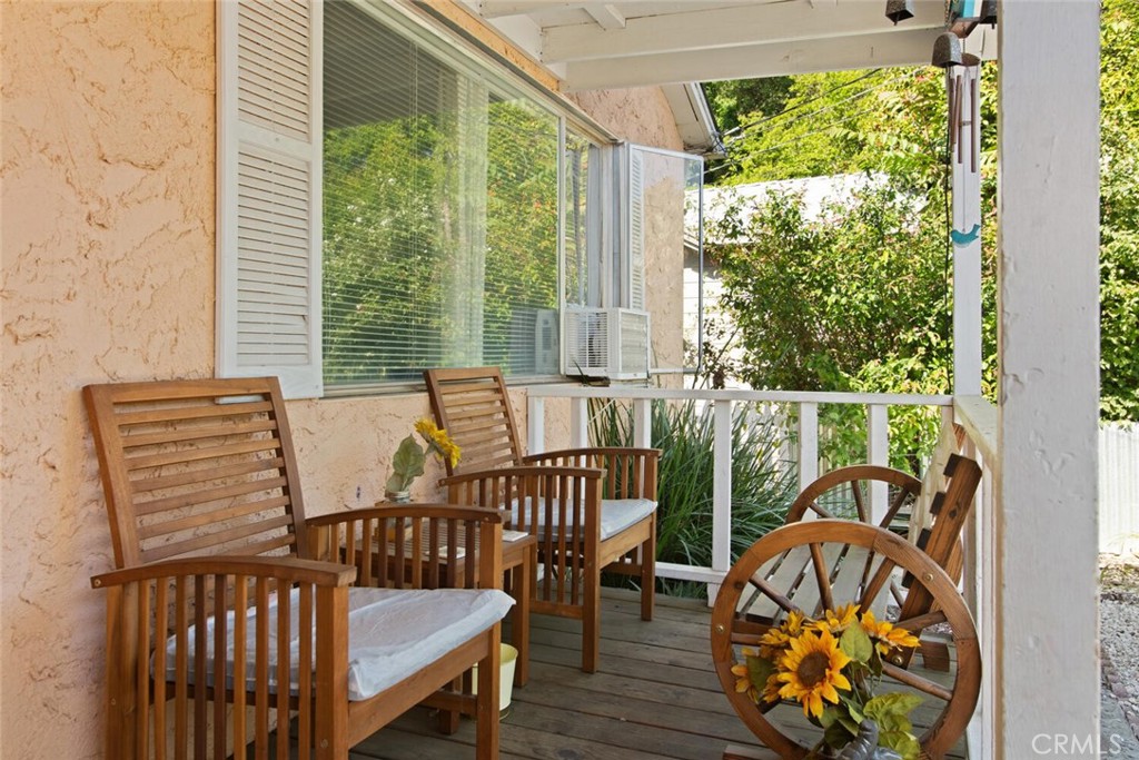 1012 Poppy Street Chico, CA 95928 - Photo 5 of 37 a view of a two chairs and table in the balcony