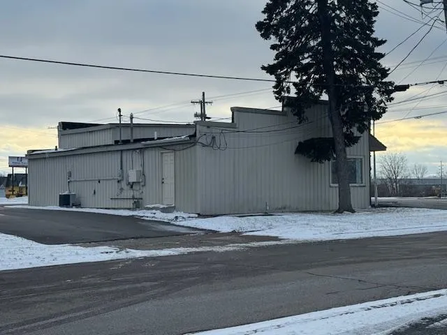 $399,000 | 908 North Wayne Street, Angola, IN 46703