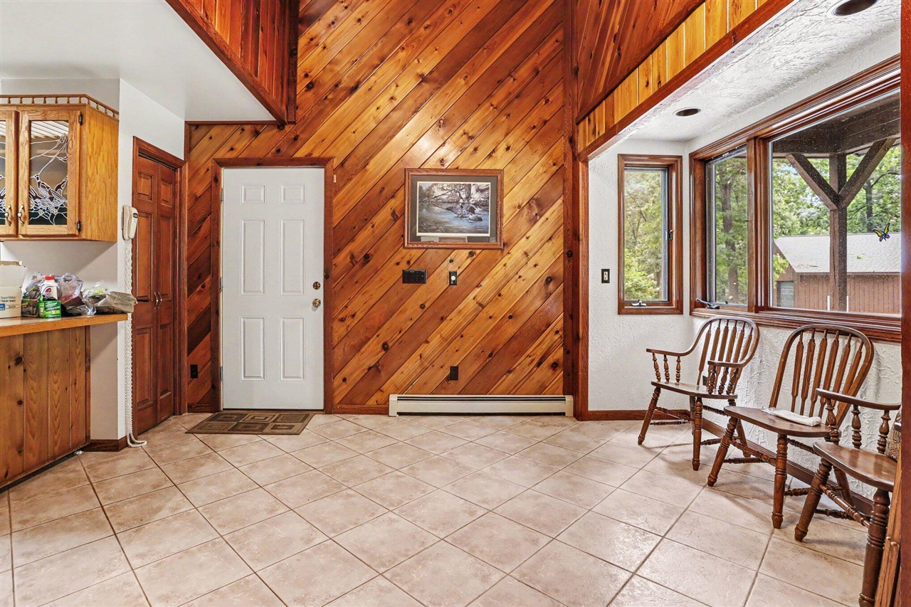 10642 Keller Road Delton, MI 49046 - Photo 4 of 49