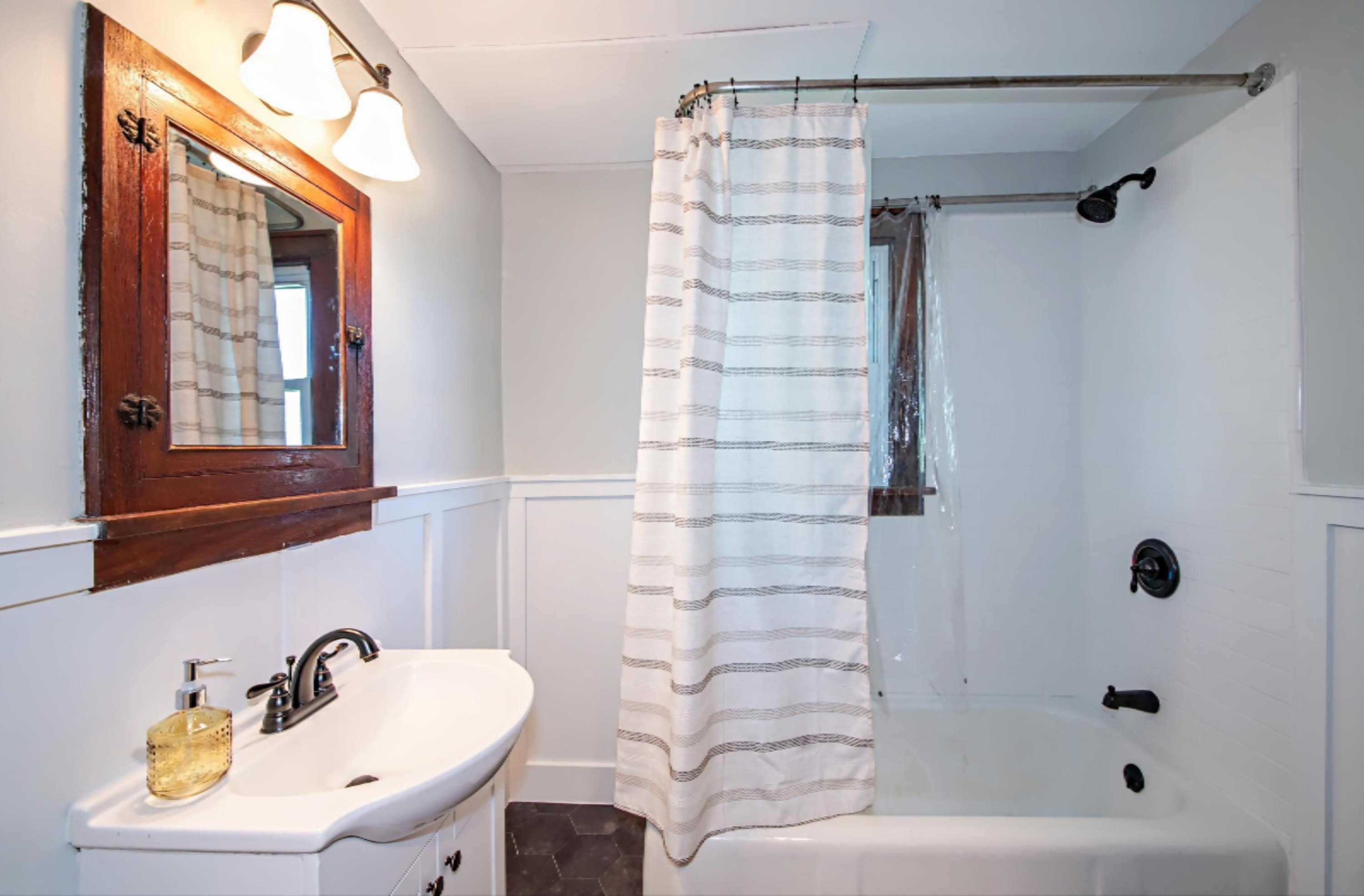 652 West Hinchman Road Baroda, MI 49101 - Photo 19 of 41 DSC00487_pe_pe