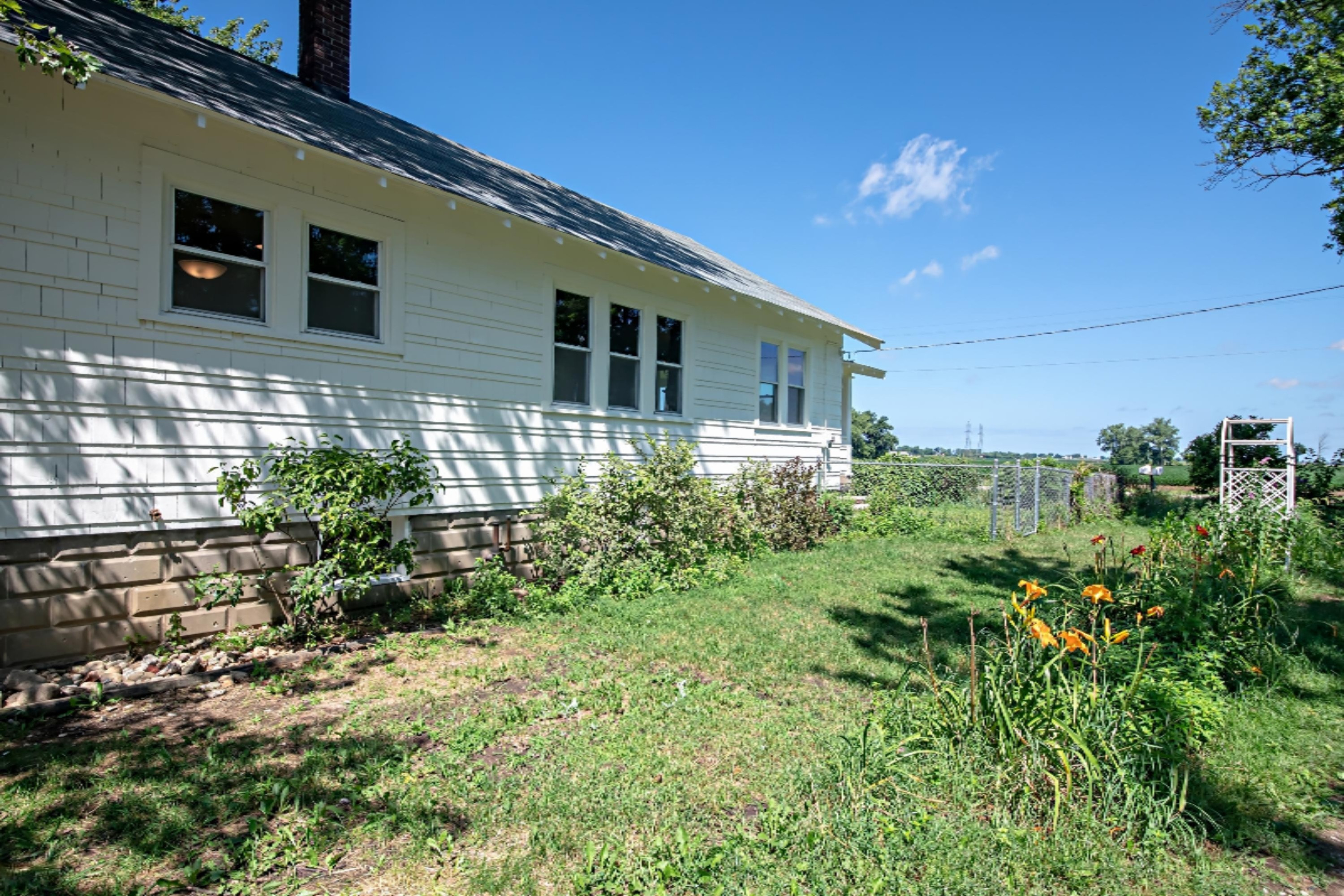 652 West Hinchman Road Baroda, MI 49101 - Photo 36 of 41 DSC00544_pe