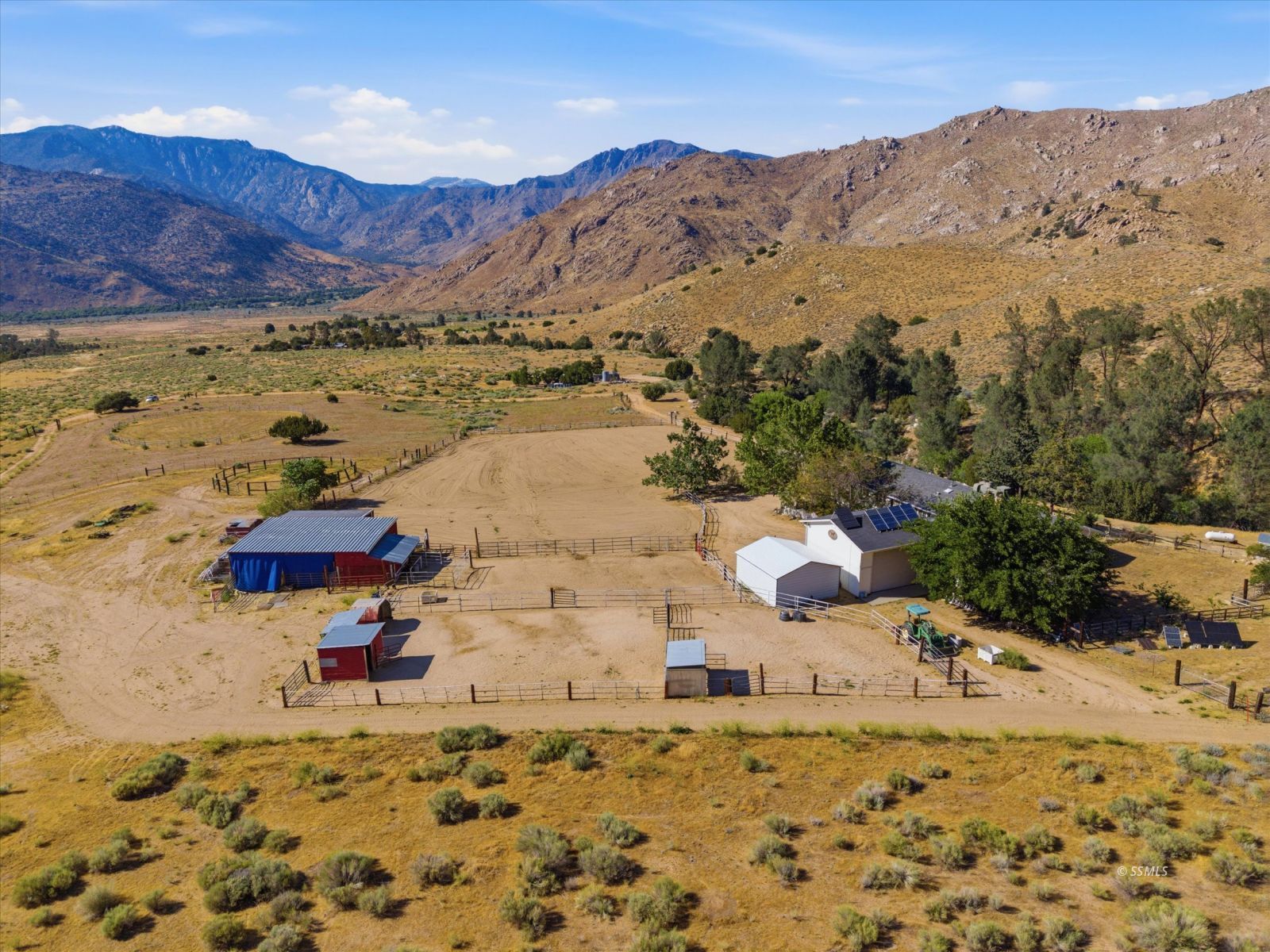 20657 Cap Canyon Road Onyx, CA 93255 - Photo 4 of 50