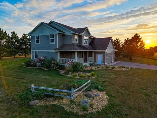 $478,000 | 1320 Whiting Road Northwest, Unit 74, Bemidji, MN 56601