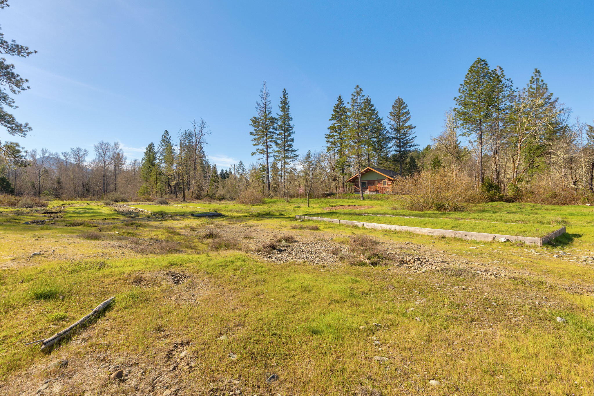 5737 Rockydale Road Cave Junction, OR 97523 - Photo 20 of 39 a view of a ocean view